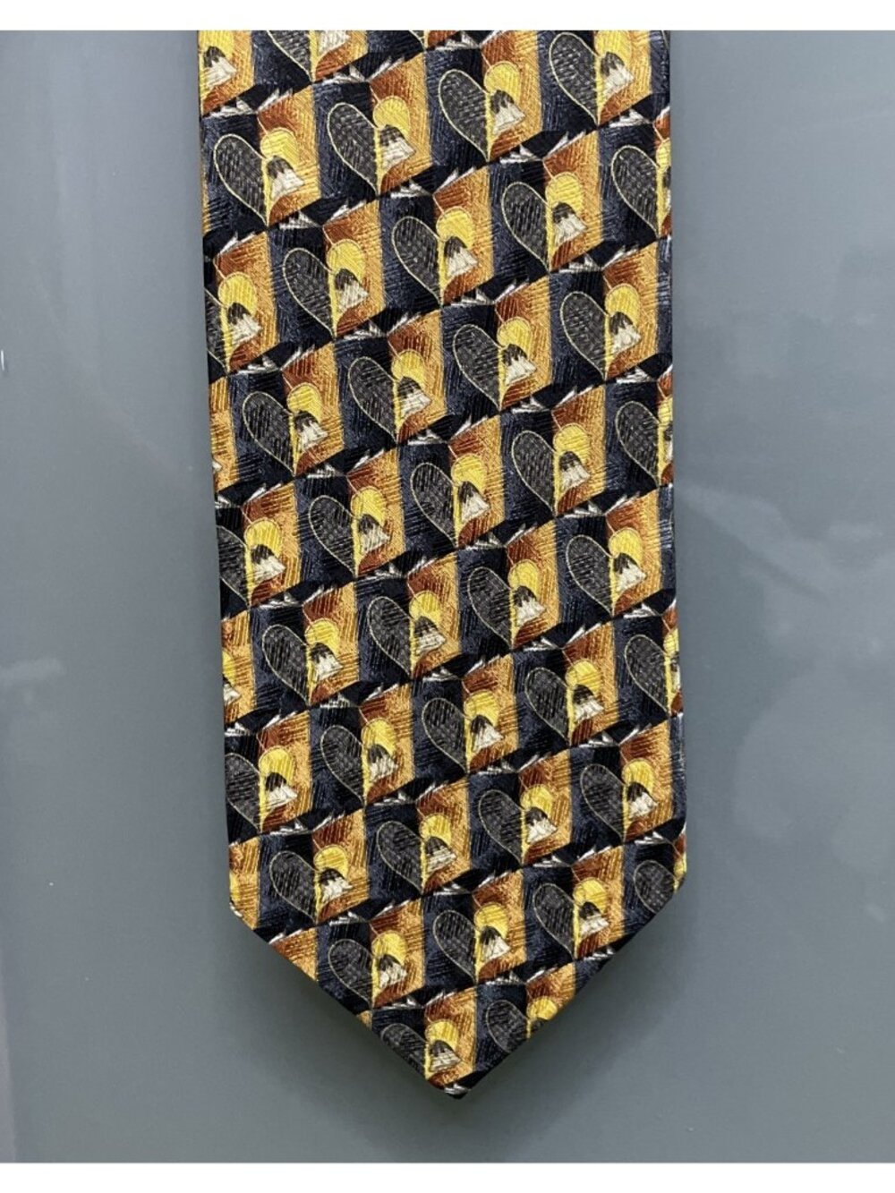Ermenegildo Zegna Vintage Silk Tie Gold Geometric Hearts Pattern Italy Designer